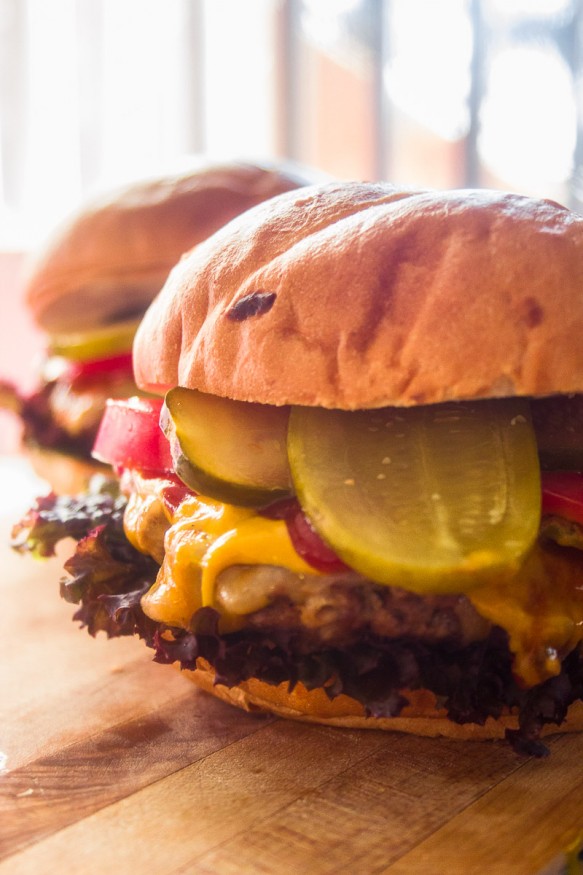 Juicy And Flavorful Grilled Burgers