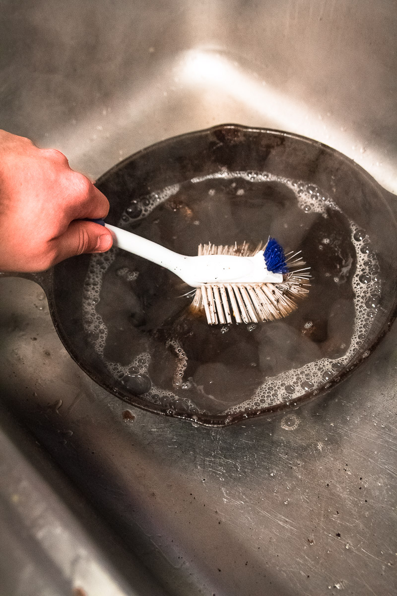 How-To-Clean-A-Cast-Iron-Skillet-5