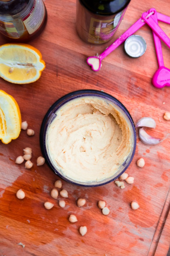 Easy 5-Minute Hummus