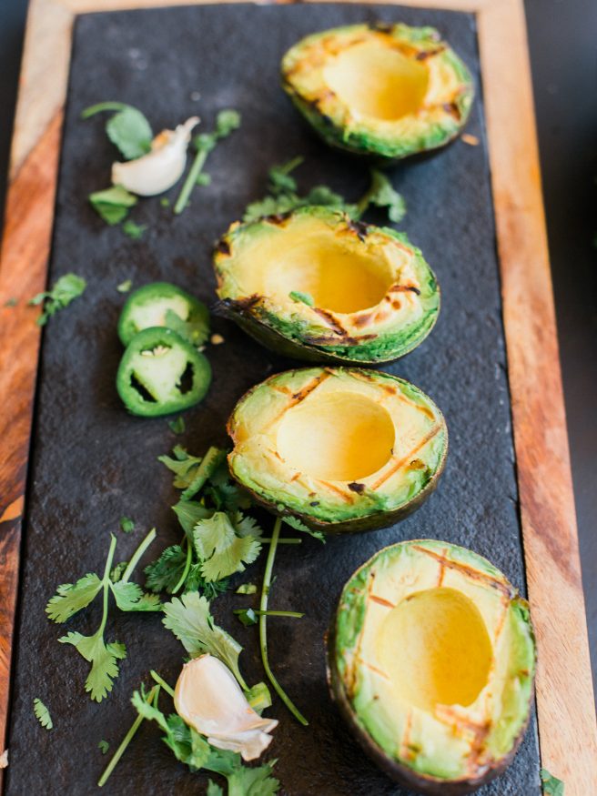 grilled-avocado-guacamole-3