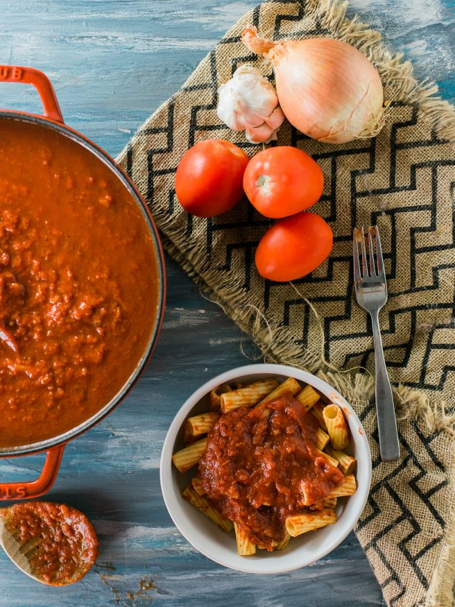 Slow cooked spaghetti sauce over 6 hours. Using garlic, basil, oregano and other spices, cooked low and slow for the perfect Sunday spaghetti sauce!