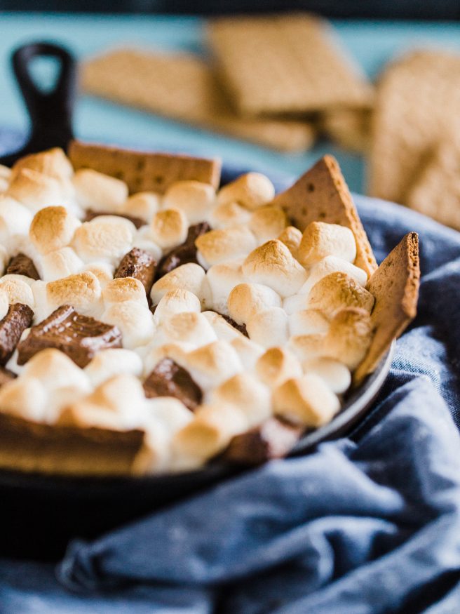 A Grilled S'more Dip is an easy treat for movie night, or outdoor party is definitely a great way to let get in on the S'more action!