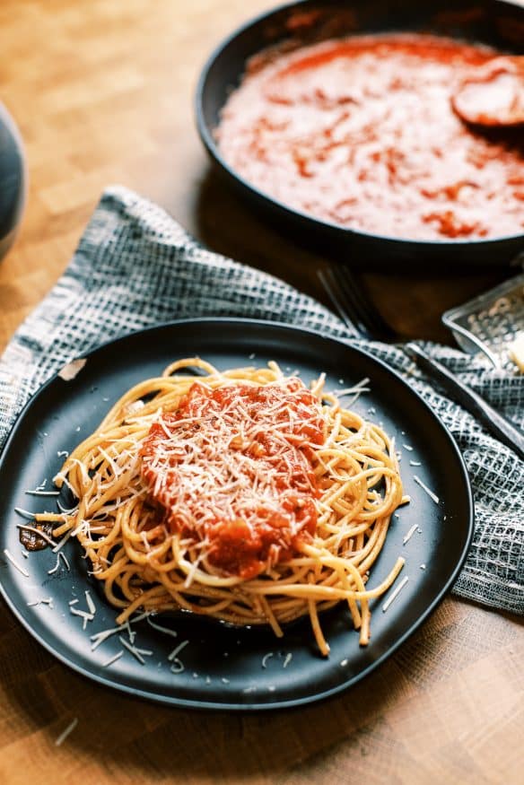 A quick and easy 30 minute marinara sauce that is done in about 30 minutes. Use fresh basil and oregano to really make this sauce pop!